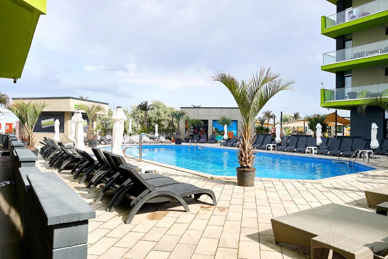 Sunrise King Studio Spa N Pool Beach Resort Năvodari Buitenkant foto